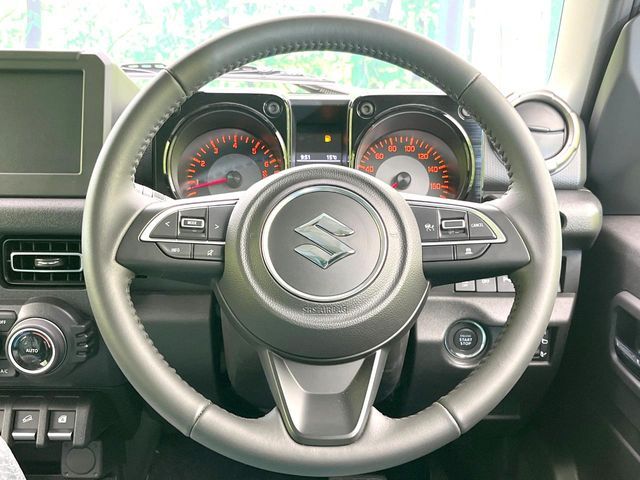 SUZUKI JIMNY NOMADE 2025 Image 31