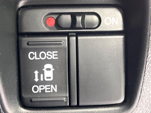 HONDA N BOX 4WD 2015 Image 31