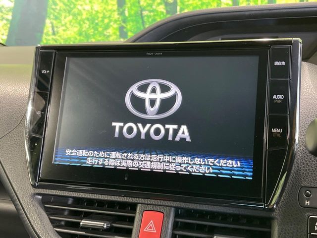 TOYOTA VOXY HYBRID 2016 Image 31