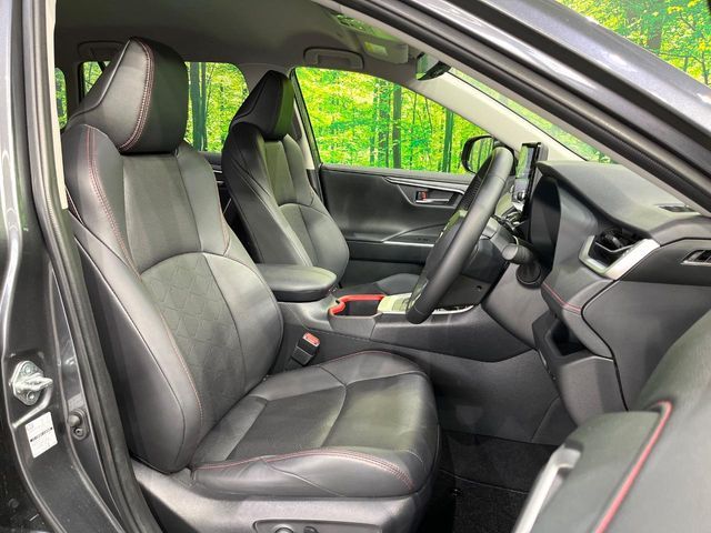 TOYOTA RAV4 HYBRID 4WD 2025 Image 31