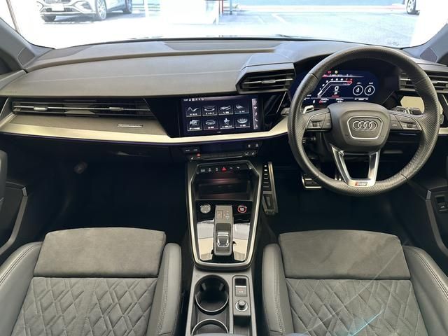 AUDI RS3 SEDAN 2022 Image 31