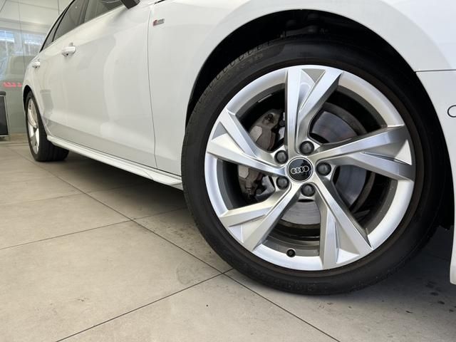 AUDI A4 AVANT 2023 Image 31