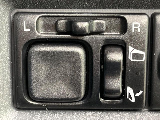 SUZUKI JIMNY 4WD 2017 Image 31