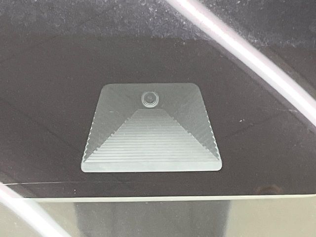 HONDA N BOX 2018 Image 31