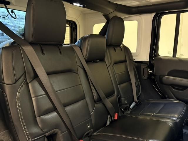 JEEP WRANGLER UNLIMI 2021 Image 31