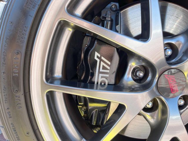 SUBARU WRX STI 2014 Image 31