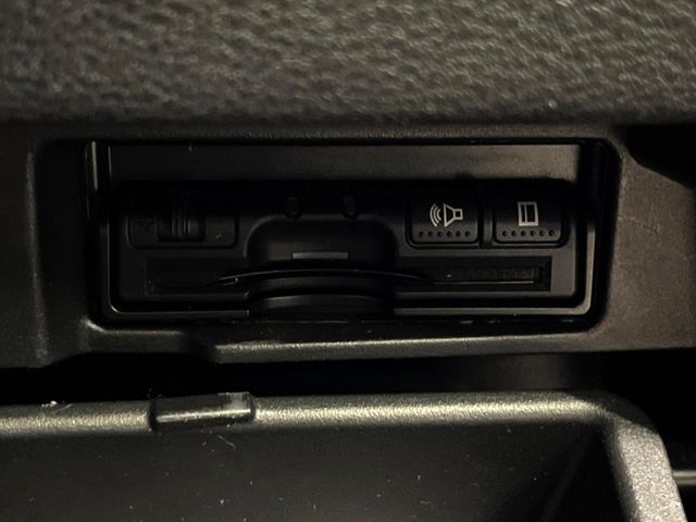 NISSAN SERENA  S-HYBRID 2017 Image 31