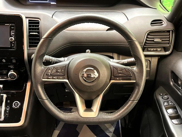 NISSAN SERENA  S-HYBRID 2017 Image 31