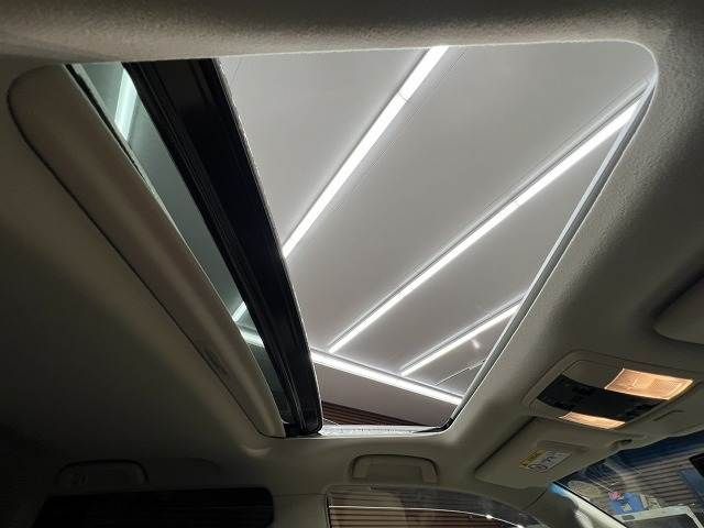 TOYOTA LANDCRUISER PRADO 2018 Image 31