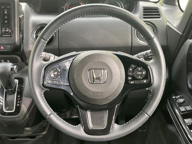 HONDA N BOX CUSTOM 2021 Image 31