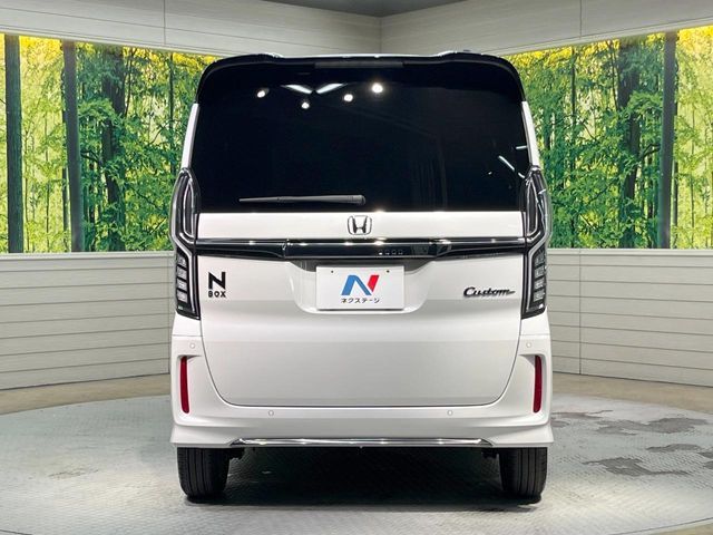 HONDA N BOX CUSTOM 2021 Image 31