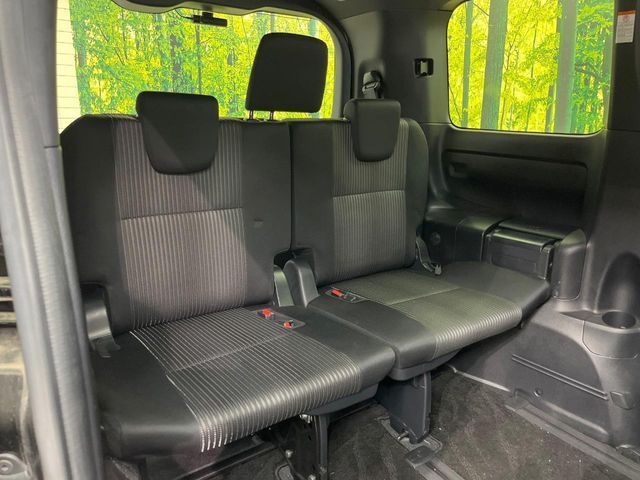 TOYOTA VOXY 2020 Image 31