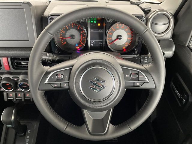 SUZUKI JIMNY NOMADE 2026 Image 31