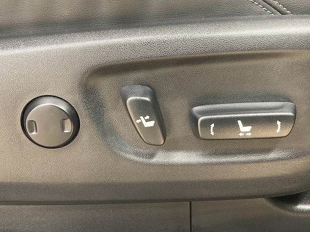 TOYOTA LANDCRUISER PRADO 2018 Image 31