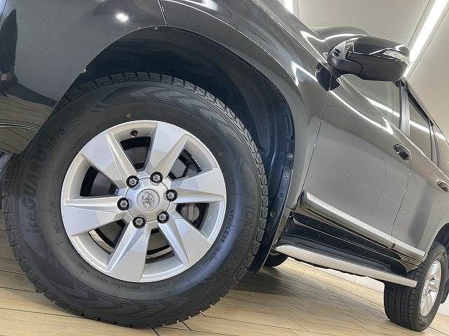 TOYOTA LANDCRUISER PRADO 2018 Image 31