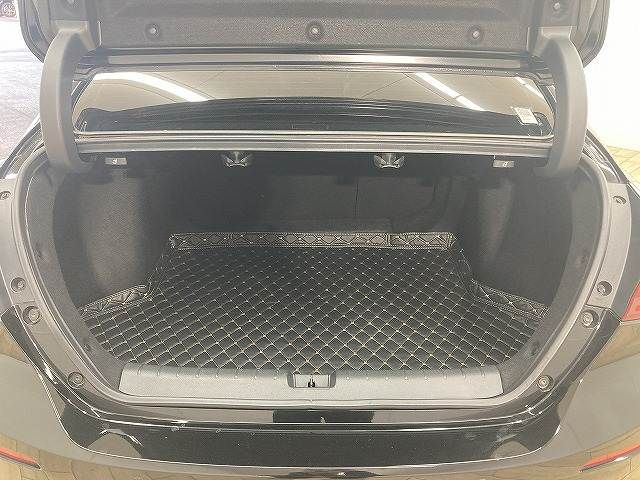 HONDA INSIGHT SEDAN 2019 Image 31