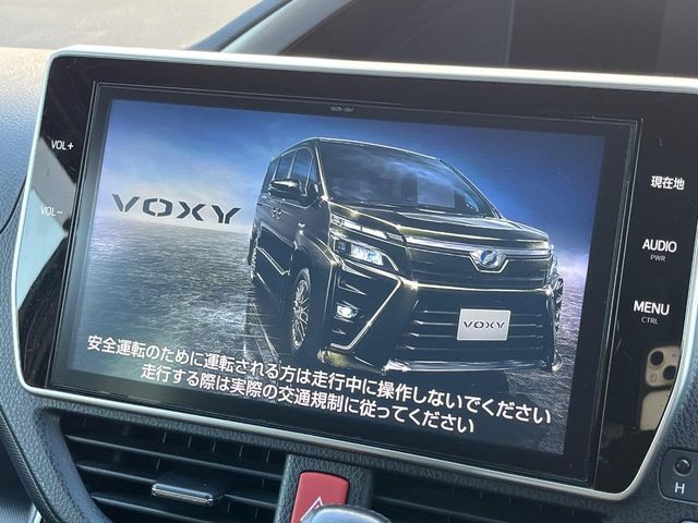 TOYOTA VOXY 2018 Image 31