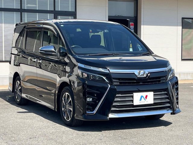 TOYOTA VOXY 2018 Image 31