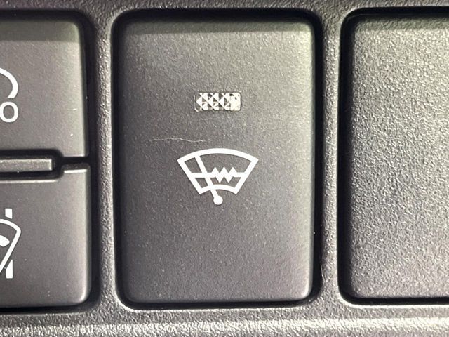 TOYOTA VOXY 4WD 2018 Image 31