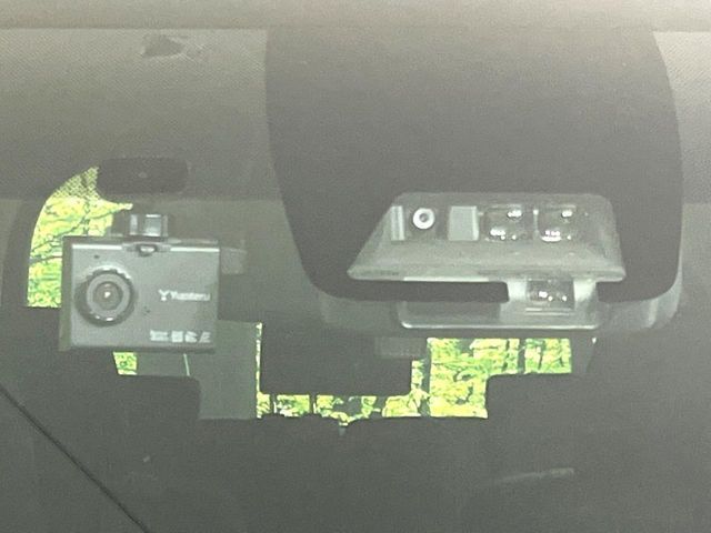 TOYOTA VOXY 4WD 2018 Image 31