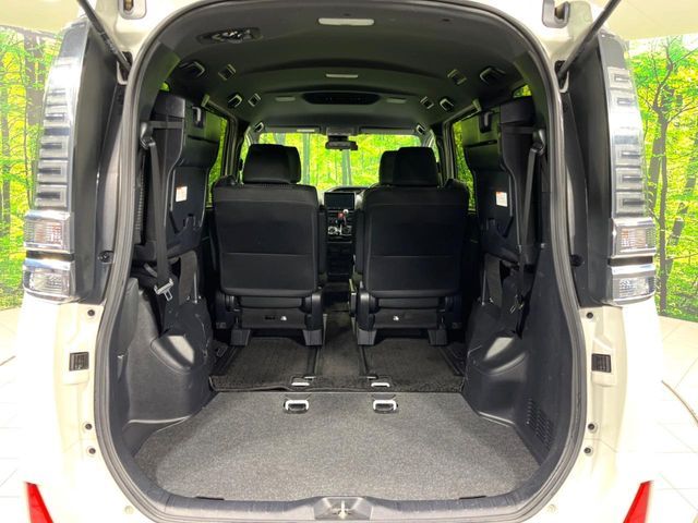 TOYOTA VOXY 4WD 2018 Image 31