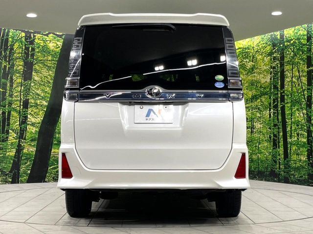 TOYOTA VOXY 4WD 2018 Image 31