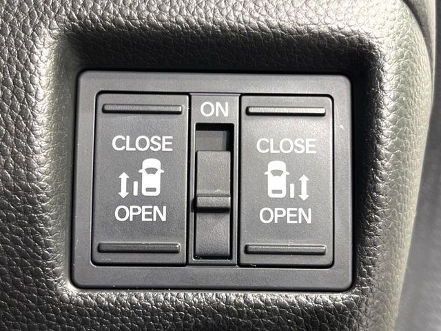 HONDA N BOX CUSTOM 4WD 2017 Image 31