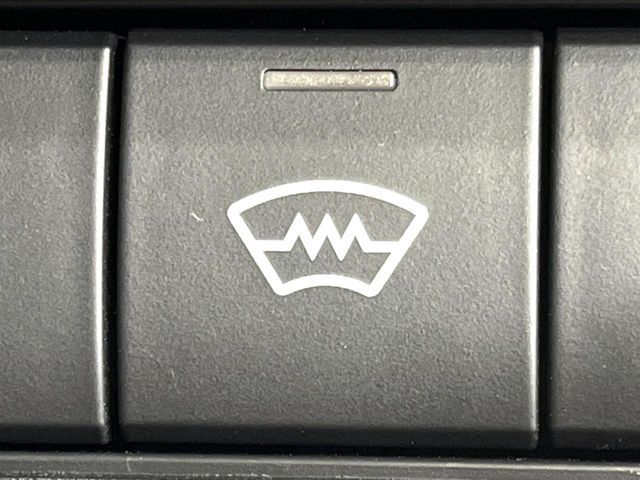 TOYOTA PRIUS 4WD 2025 Image 31