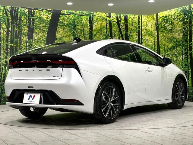 TOYOTA PRIUS 4WD 2025 Image 31