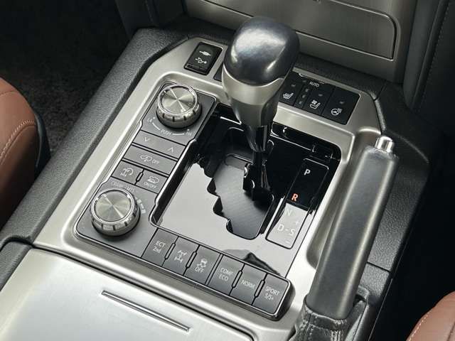 TOYOTA LANDCRUISER WAGON 2016 Image 31