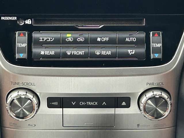 TOYOTA LANDCRUISER WAGON 2016 Image 31