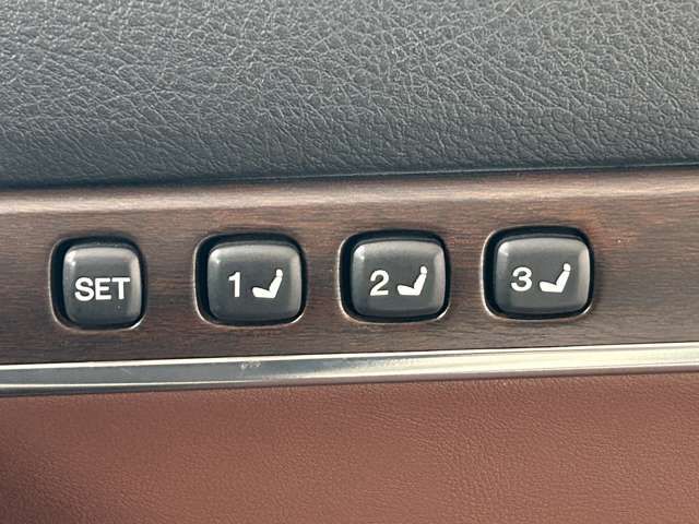 TOYOTA LANDCRUISER WAGON 2016 Image 31