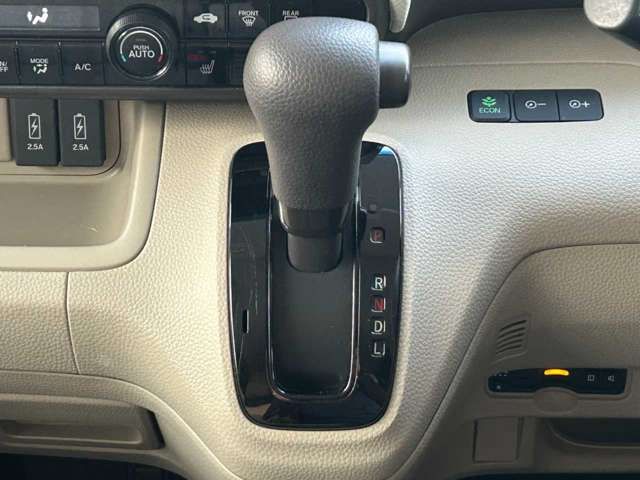 HONDA N BOX 2020 Image 31