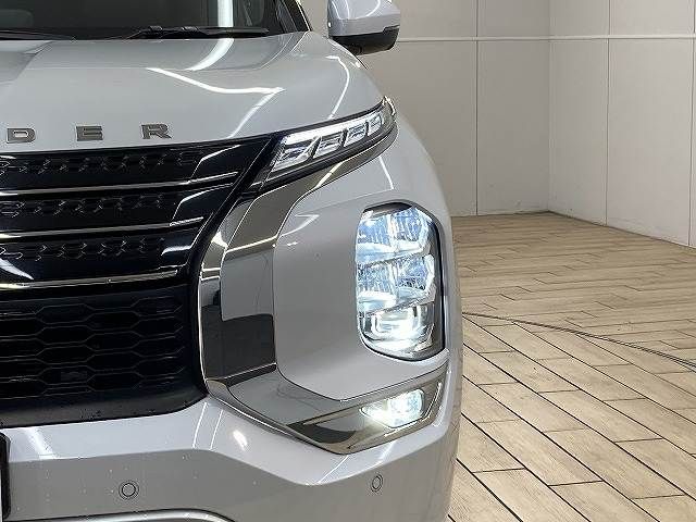 MITSUBISHI OUTLANDER PHEV 2022 Image 31