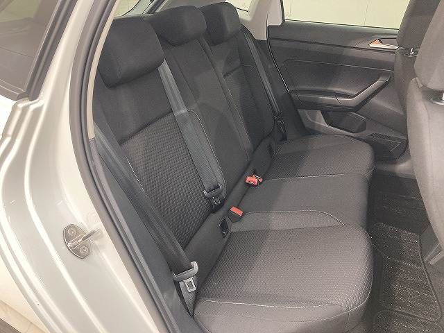 VOLKSWAGEN POLO 2021 Image 31