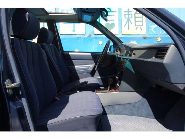 MERCEDES BENZ 190 CL 1993 Image 31