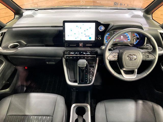 TOYOTA NOAH HYBRID 2023 Image 31