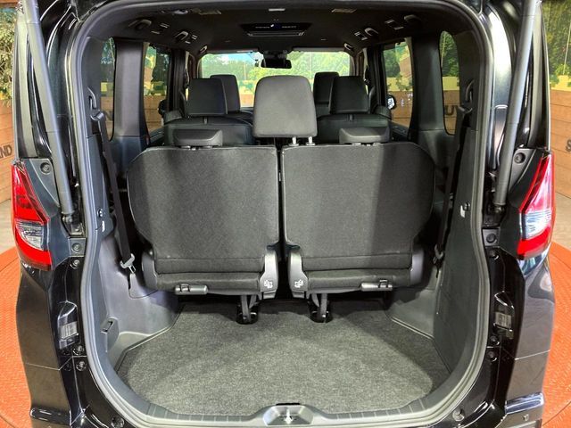 TOYOTA NOAH HYBRID 2023 Image 31