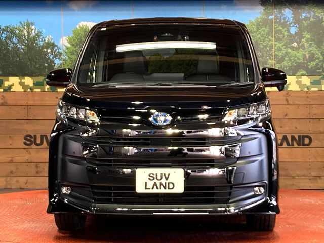 TOYOTA NOAH HYBRID 2023 Image 31