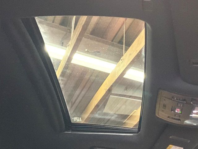 TOYOTA LEXUS RX450H 2WD 2020 Image 31