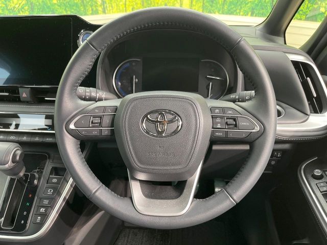 TOYOTA NOAH HYBRID 2023 Image 31