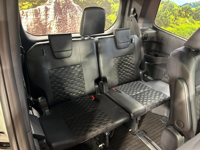 TOYOTA VOXY HYBRID 2023 Image 31