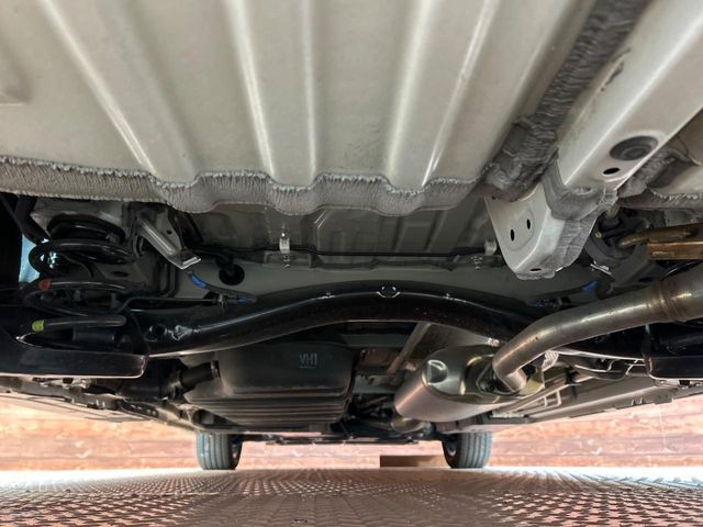 TOYOTA VOXY HYBRID 2023 Image 31