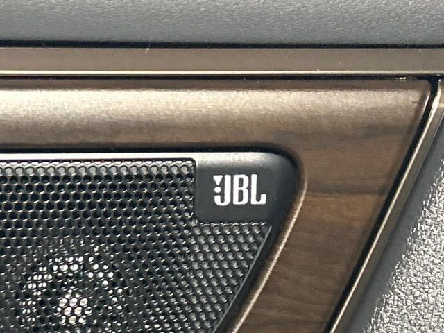 TOYOTA VELLFIRE  HYBRID 2026 Image 31