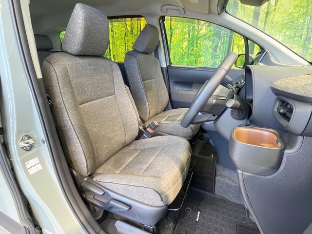 TOYOTA SIENTA HYBRID 2024 Image 31