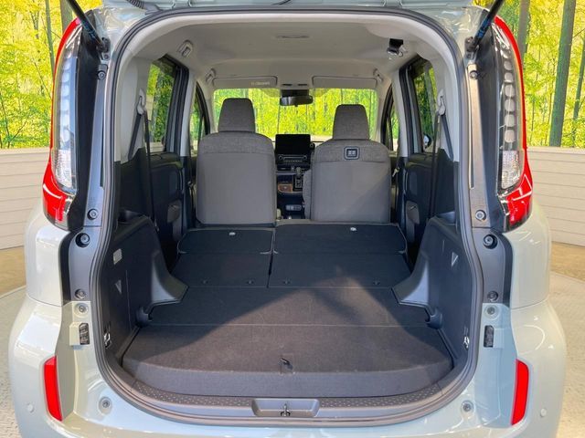 TOYOTA SIENTA HYBRID 2024 Image 31