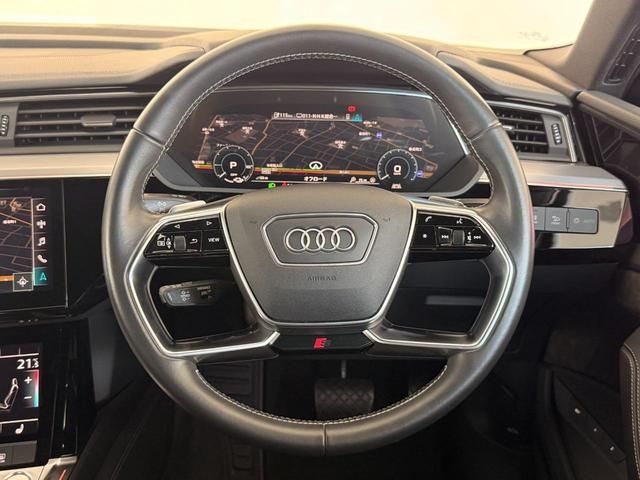 AUDI E-TRON SPORTBAC 2020 Image 31