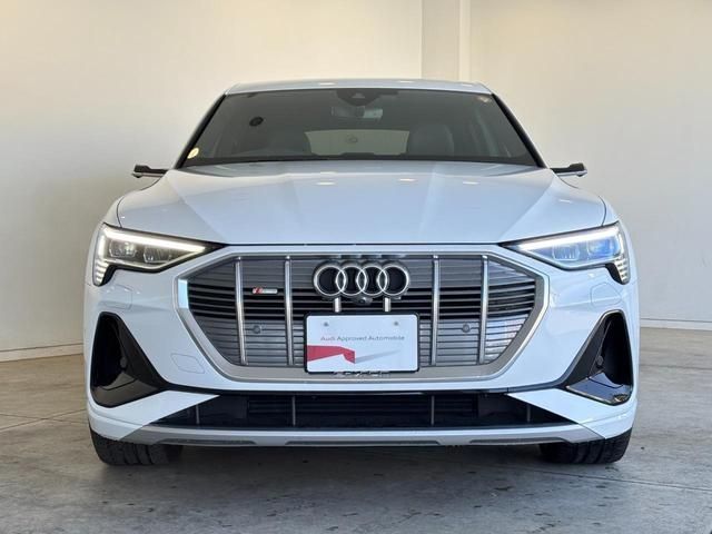 AUDI E-TRON SPORTBAC 2020 Image 31