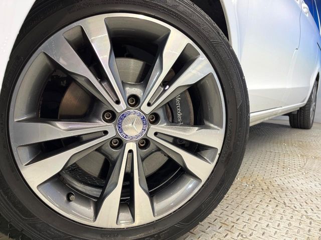 MERCEDES BENZ V CLAS 2017 Image 31