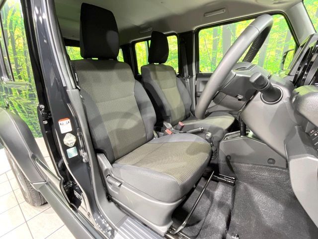 SUZUKI JIMNY NOMADE 2025 Image 31